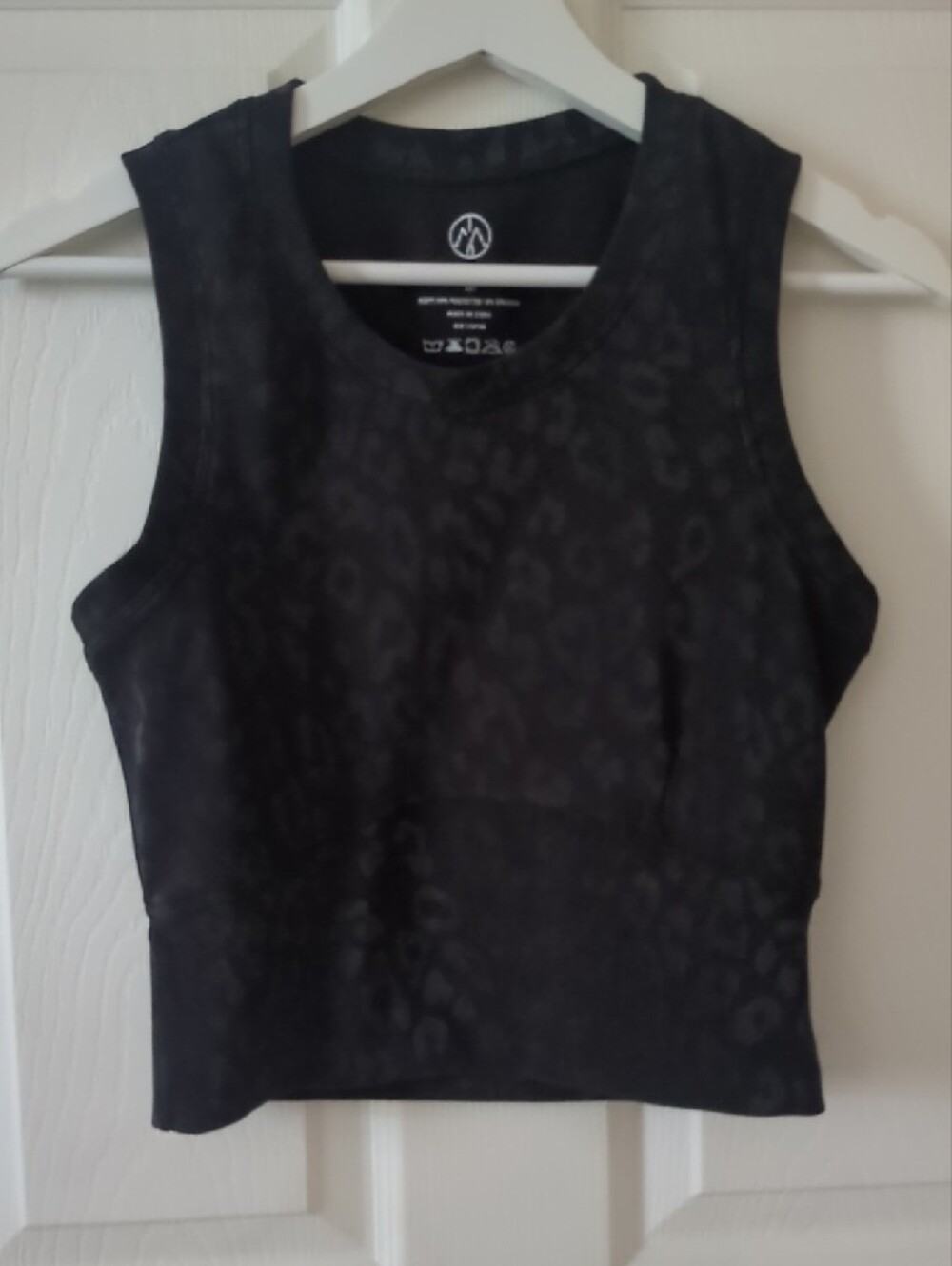 Move Theology Black Leopard-Print Cropped Tank